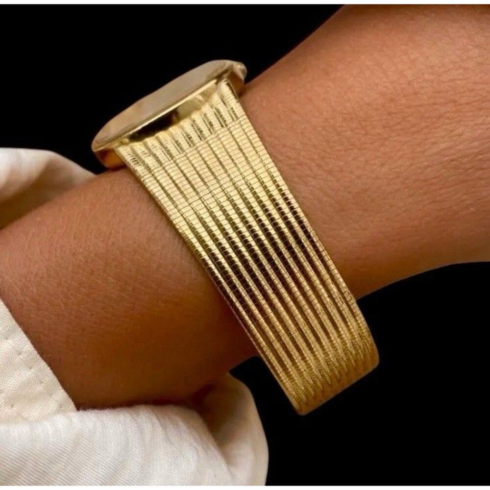 Vtg 1980s 90s PIERRE CARDIN Quartz Gold Plated Men's Watch Ladies Unisex Japan